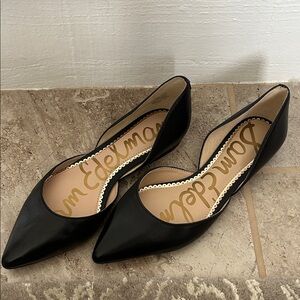 NWT Sam Edelman Black Pointed Flats